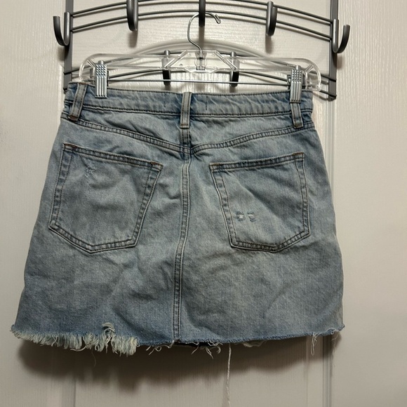 Free People We The Free Denim Skirt Breezy Button Fly, size 27 light wash blue - Picture 2 of 16